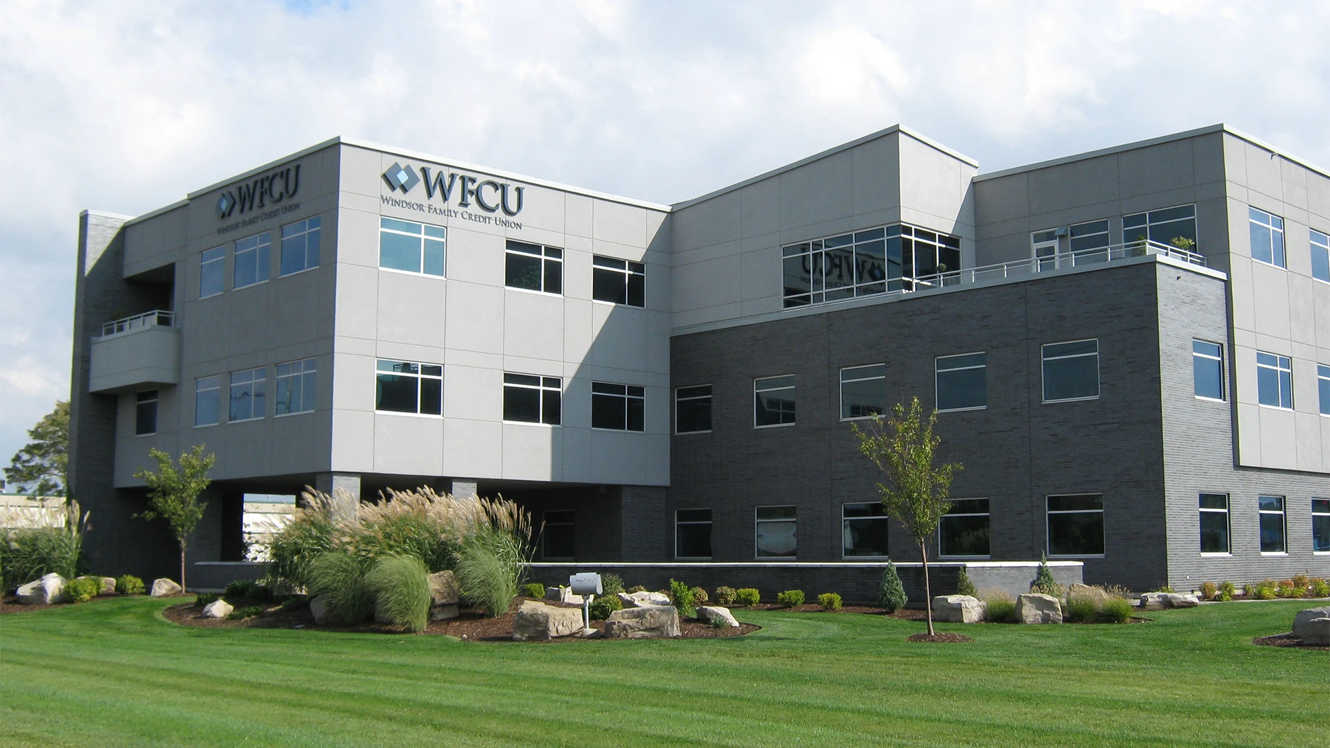 Commercial & Manufacturing